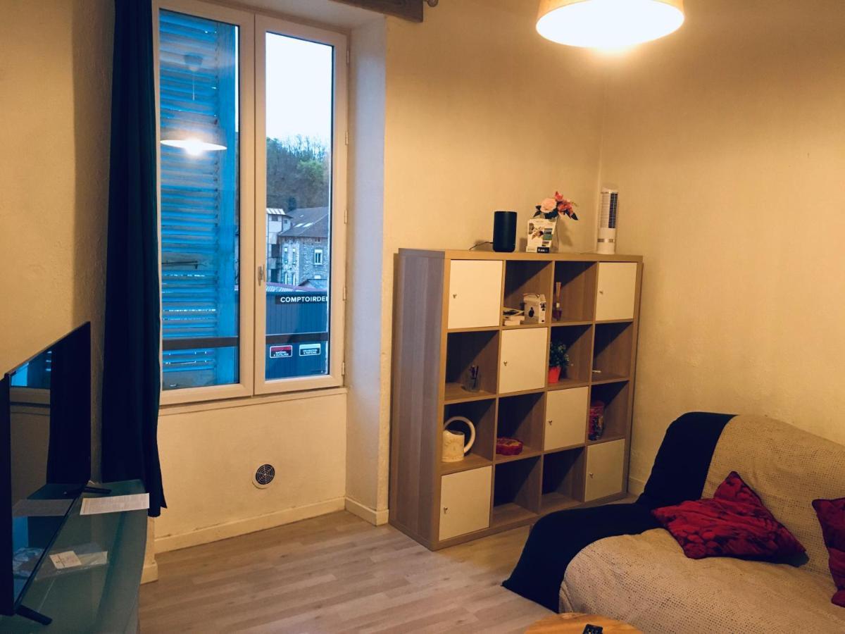 Appart Chartreux Baignoire Massante ,A 3 Minutes Du Centre En Bus! 2 Etoiles Atout France Voiron Exterior photo