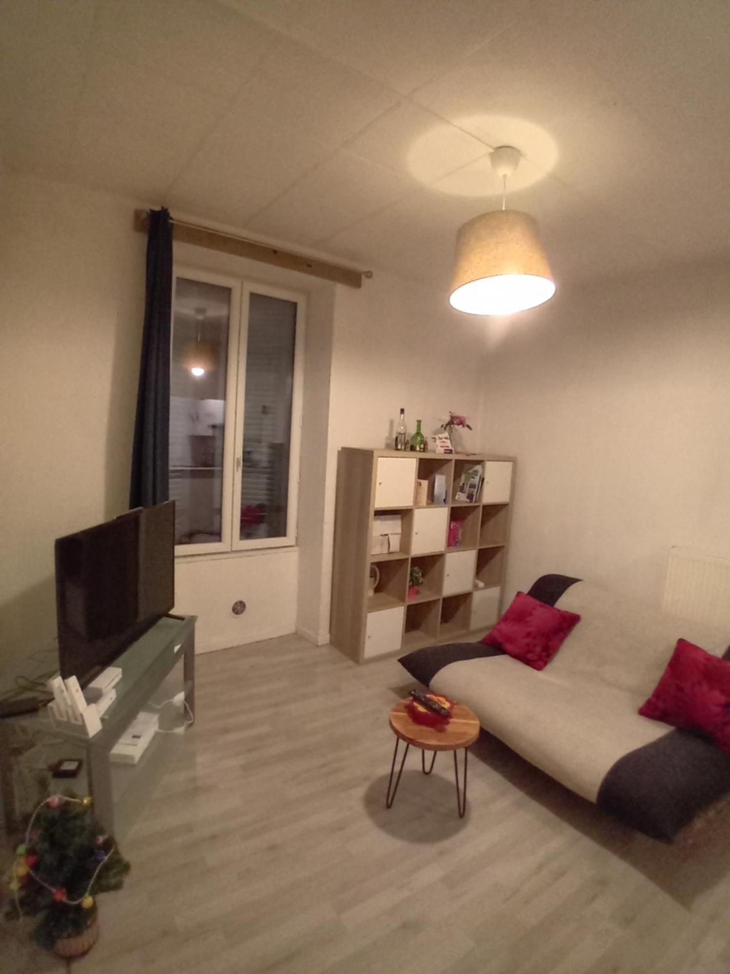Appart Chartreux Baignoire Massante ,A 3 Minutes Du Centre En Bus! 2 Etoiles Atout France Voiron Exterior photo